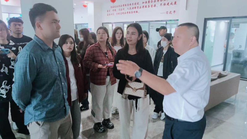 【专业认知教育】执法事务专业师生共赴乌鲁木齐市诚信公证处开展专业认知教育