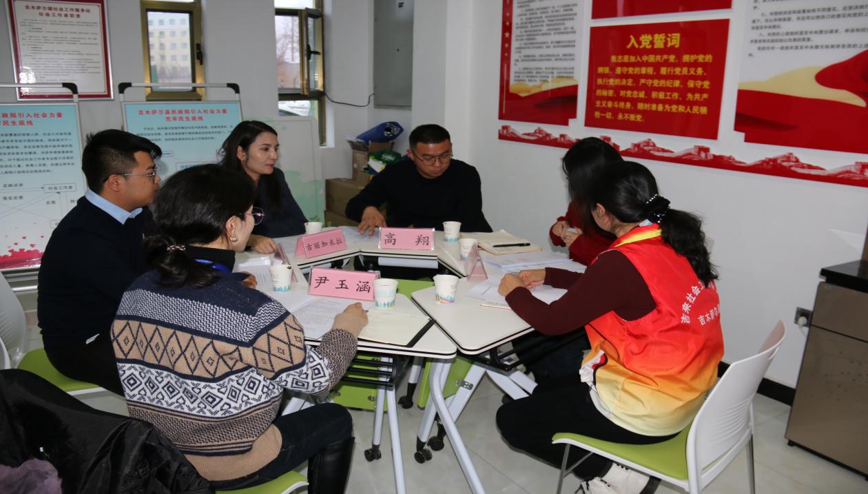 公共效劳与治理学院 “深化交流相助 增进产学融合” 校社相助仪式