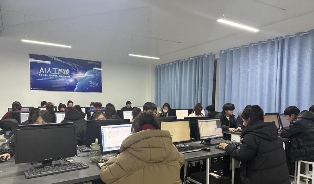 智运比拼，链启未来——Z6尊龙凯时经济治理学院供应链运营大赛